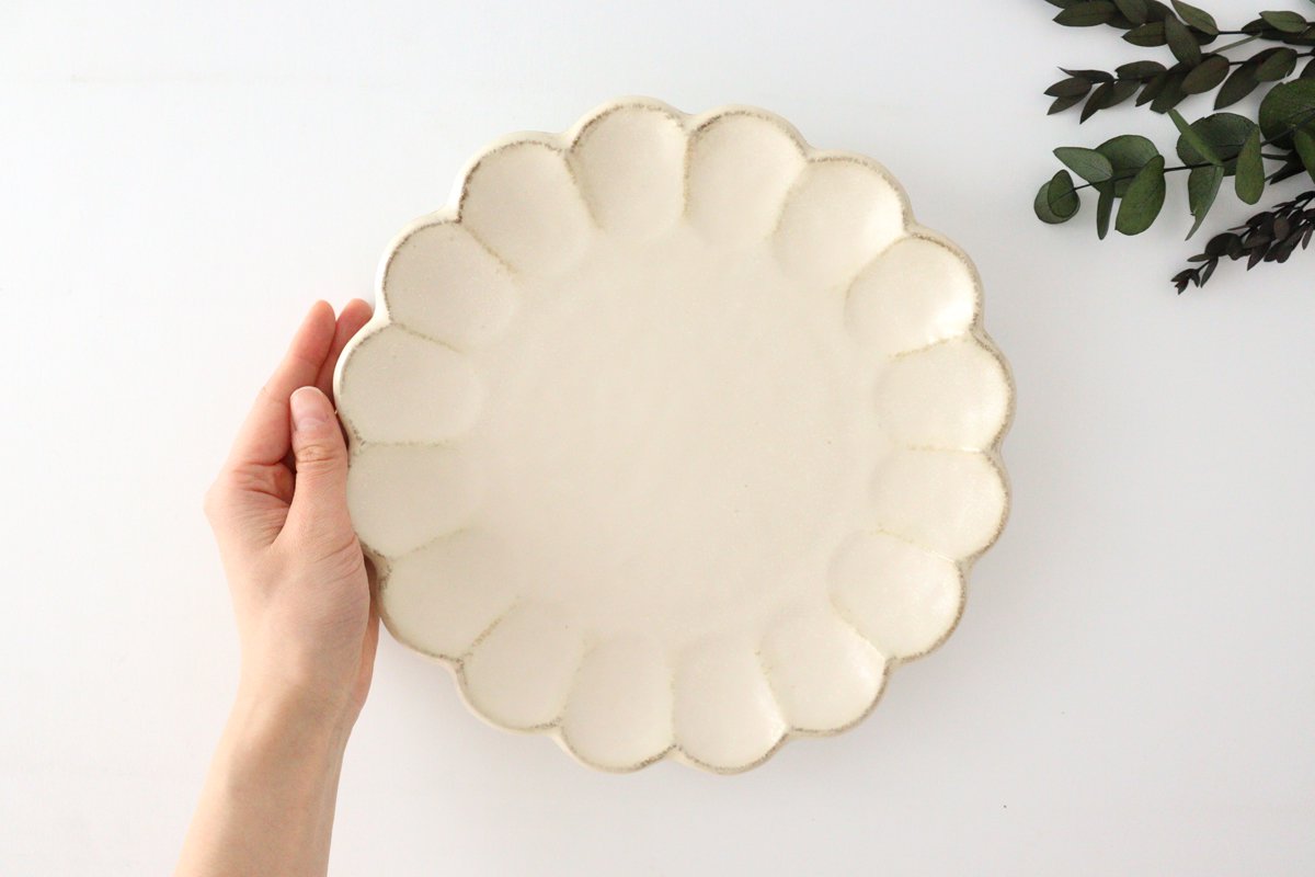 Chrysanthemum Shape Plate White 24cm/9.6in | Mino Ware