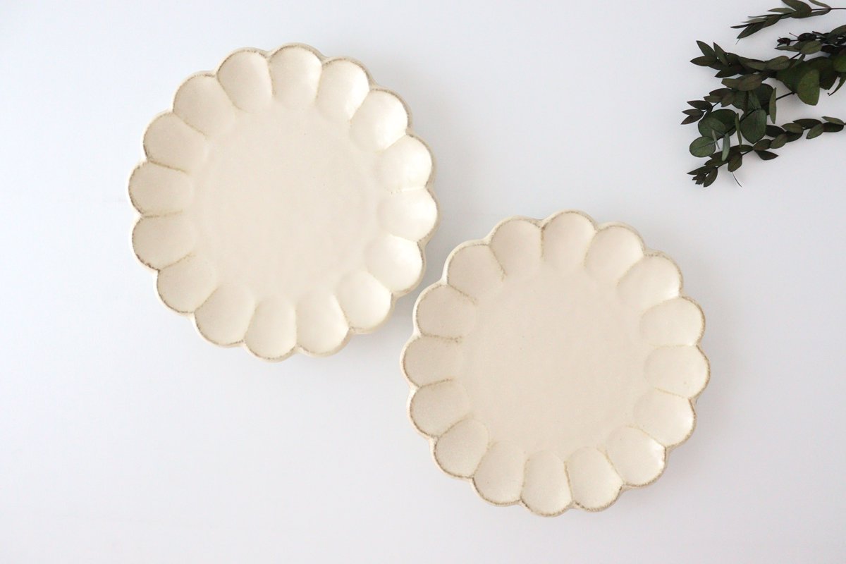 Chrysanthemum Shape Plate White 24cm/9.6in | Mino Ware