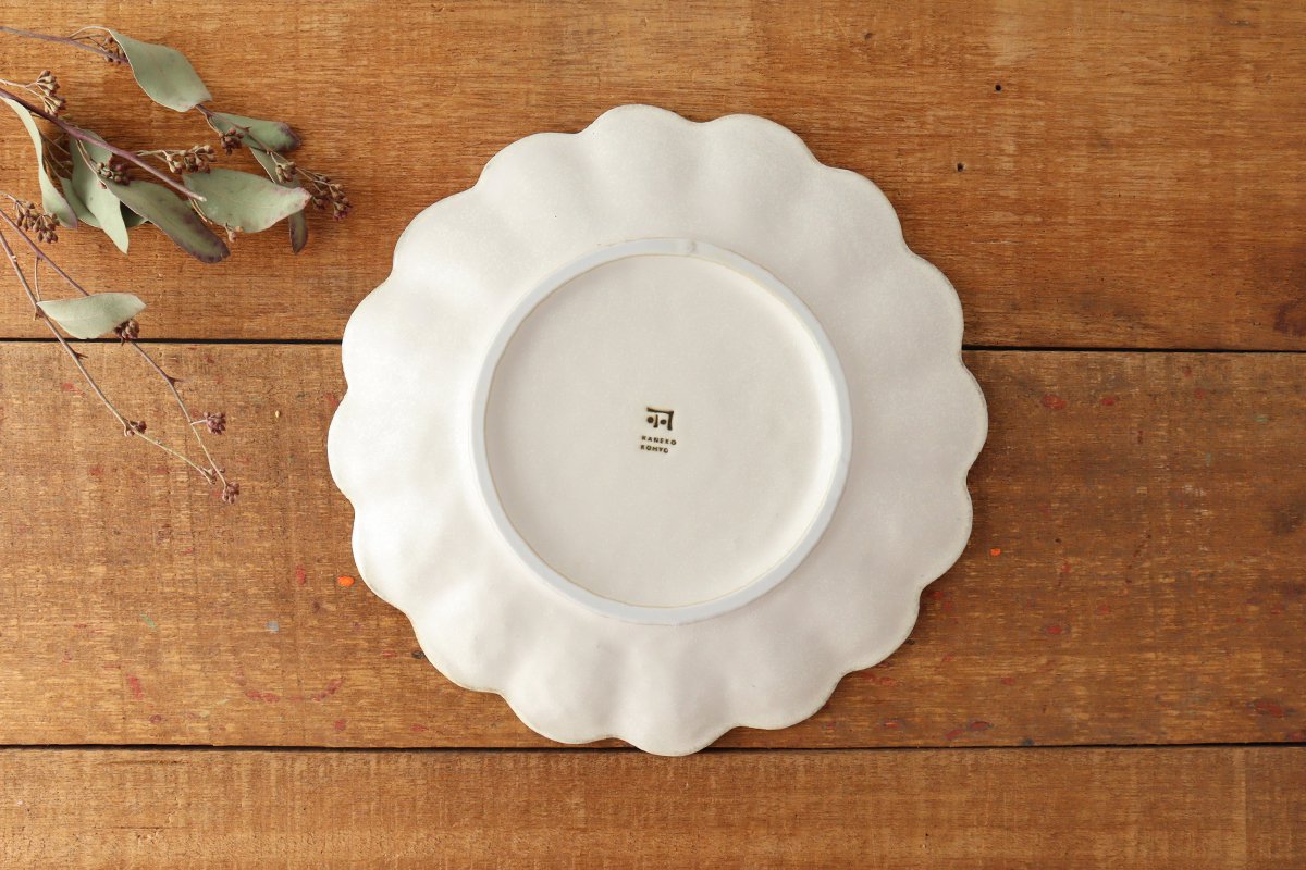 Chrysanthemum Shape Plate White 24cm/9.6in | Mino Ware
