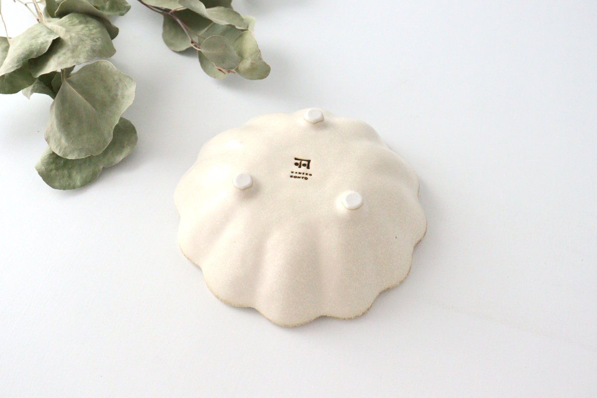 Chrysanthemum-shaped Bowl White 18cm/7.1in | Serving Bowl Mino Ware