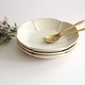 Furutani Seitosho Flower-shaped Shallow Bowl White Large | Serving Bowl-Detail5
