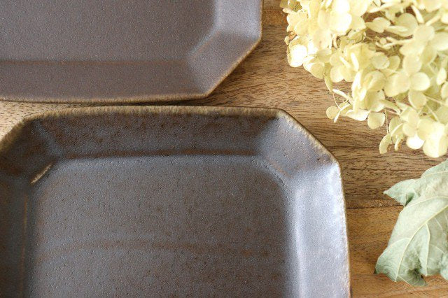 Furutani Seitosho Rust Glaze Octagonal Cake Plate  | Sushi Plate-Detail11