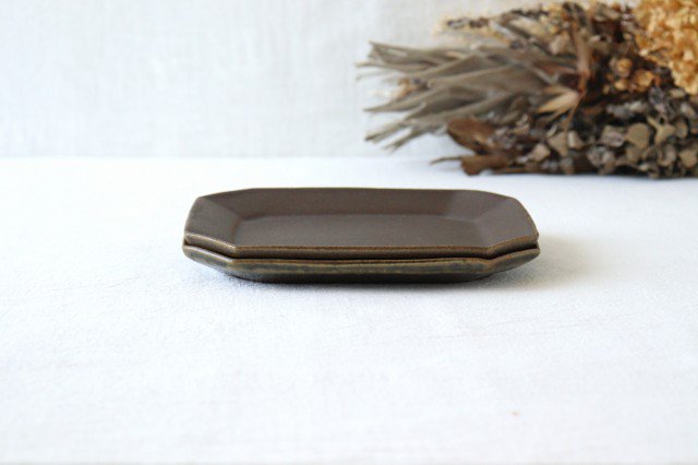 Furutani Seitosho Rust Glaze Octagonal Cake Plate  | Sushi Plate-Detail4