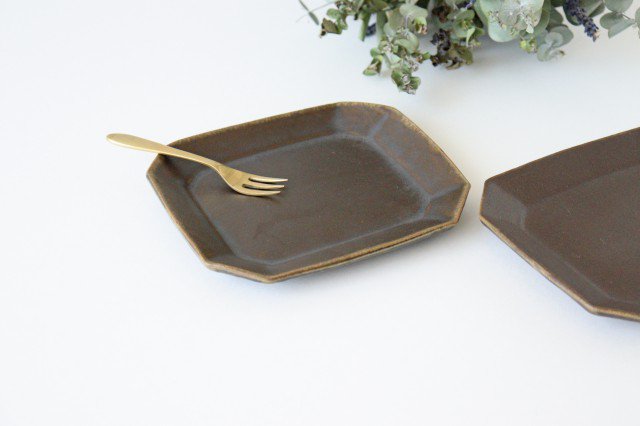 Furutani Seitosho Rust Glaze Octagonal Cake Plate  | Sushi Plate-Detail7