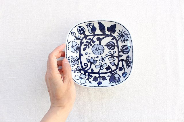 Square Plate Fower Parade Small | Sushi Plate Hasami Ware-Detail4
