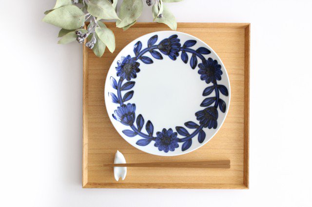 Round Plate Navy Daisy 22cm/8.6in | Hasami Ware