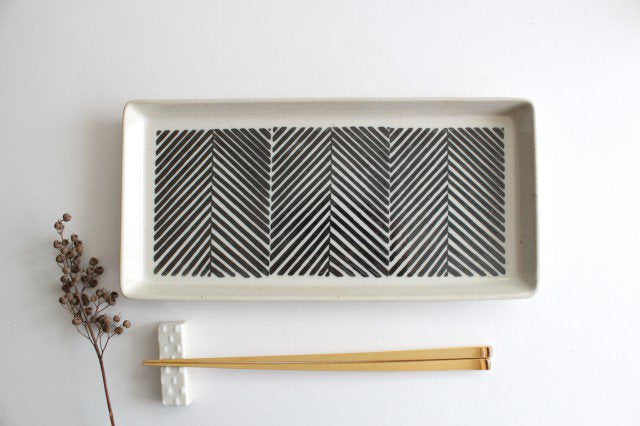 ORIME Rectangle Plate Herringbone Brown | Sushi Plate Hasami Ware-Detail4