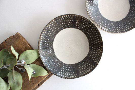 ORIME Round Plate Pique Brown 18cm/7.1in | Hasami Ware-TOP