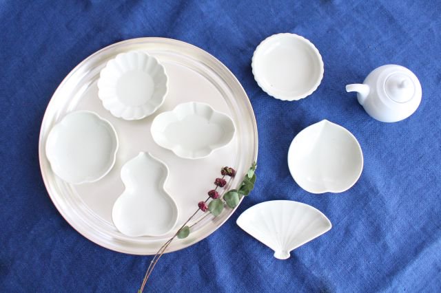 Azumaya Sauce Plate Plum