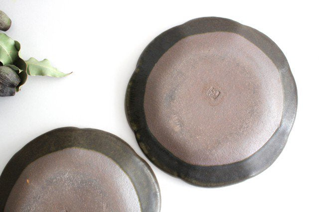 Furutani Seitosho Flowershaped Plate Rust Glaze Medium