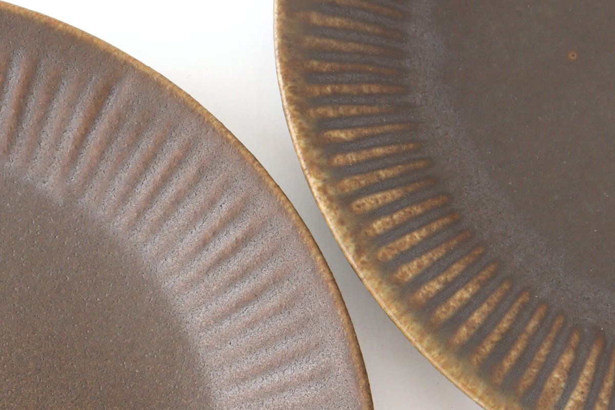 Furutani Seitosho Ruffle Plate Rust glaze L