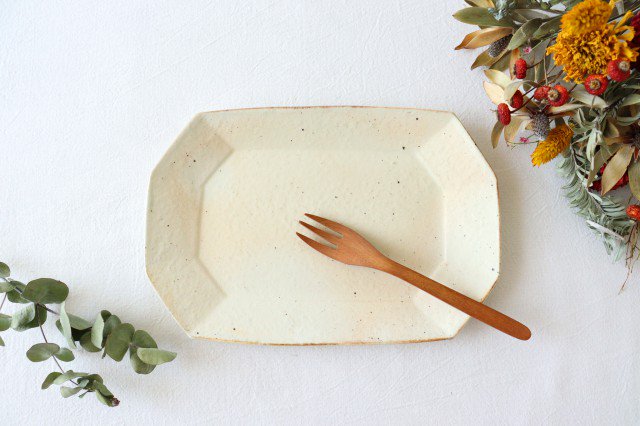 Furutani Seitosho Octagonal Rectangle Plate Small White | Sushi Plate-TOP