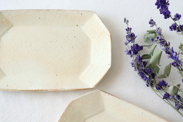 Furutani Seitosho Octagonal Rectangle Plate Small White | Sushi Plate