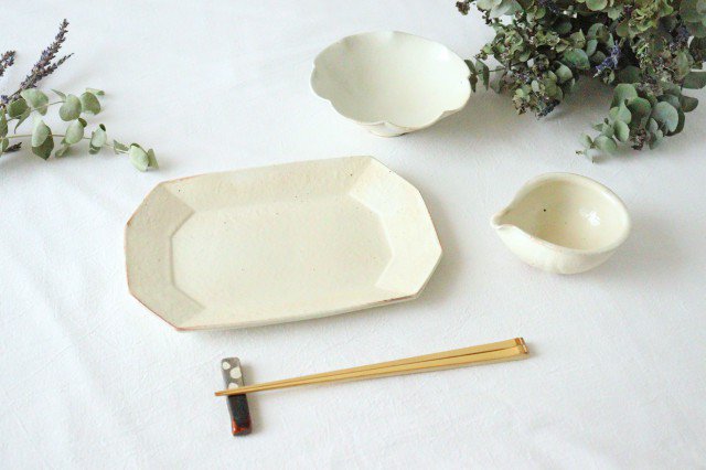 Furutani Seitosho Octagonal Rectangle Plate Small White | Sushi Plate-Detail9