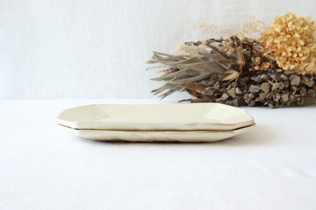 Furutani Seitosho Octagonal Rectangle Plate Small White | Sushi Plate-Detail10