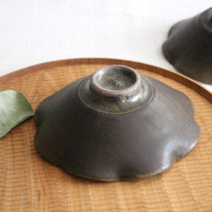Furutani Seitosho Flower-shaped Small Bowl Brown | Kobachi-Detail2