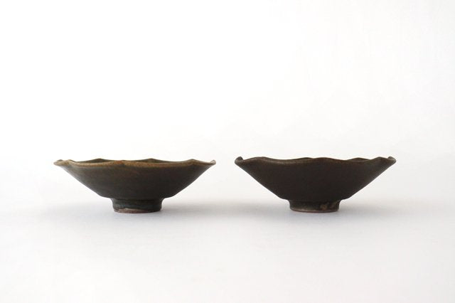 Furutani Seitosho Flower-shaped Small Bowl Brown | Kobachi