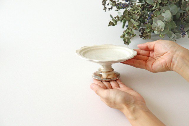Furutani Seitosho Compote Footed Plate White S