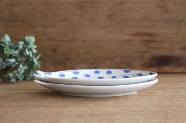 Harekutani Kitten Small Plate Blue | Kutani Ware