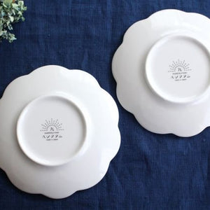 Harekutani Flower-shaped Plate Butterfly | Kutani Ware-Detail2