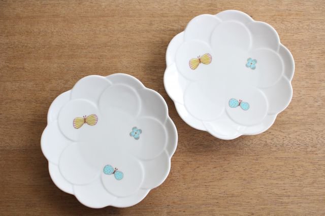 Harekutani Flower-shaped Plate Butterfly | Kutani Ware