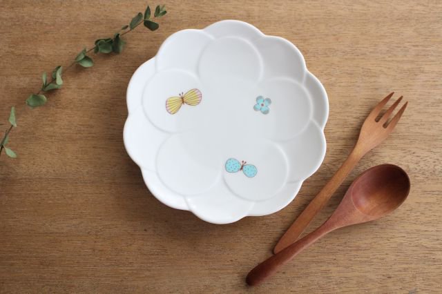Harekutani Flower-shaped Plate Butterfly | Kutani Ware
