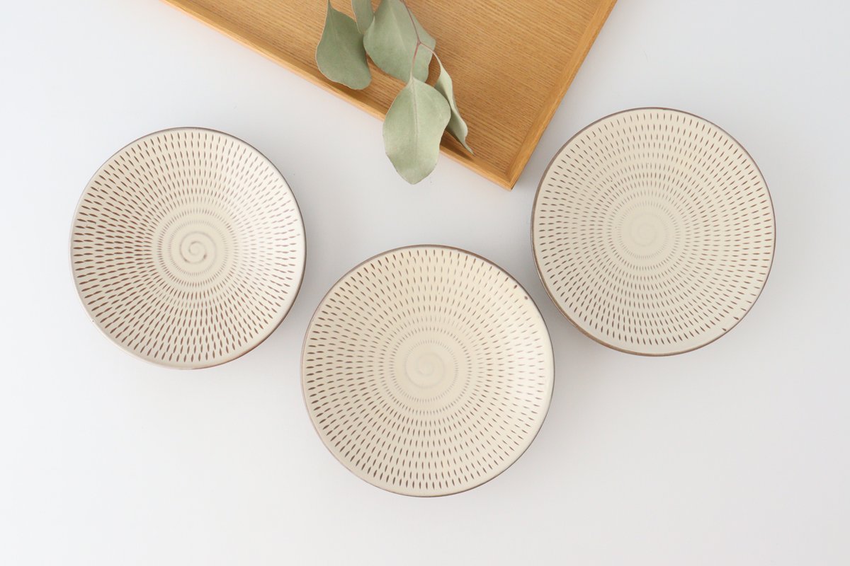 Round Plate Tobikanna White 15cm/5.9in | Koishiwara Ware