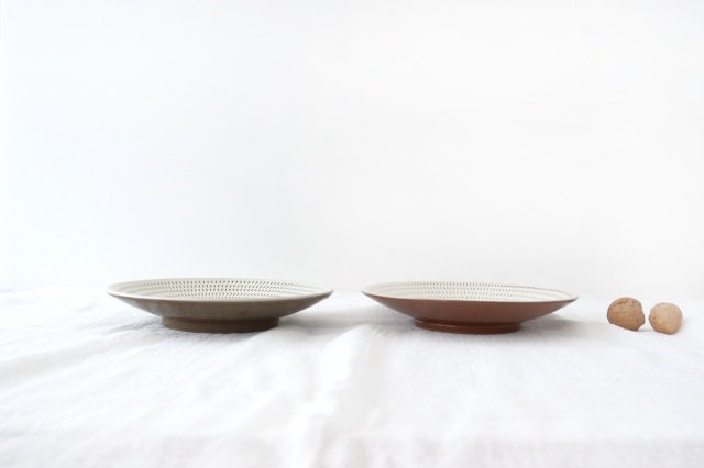 Round Plate Tobikanna 21cm/8.3in | Koishiwara Ware