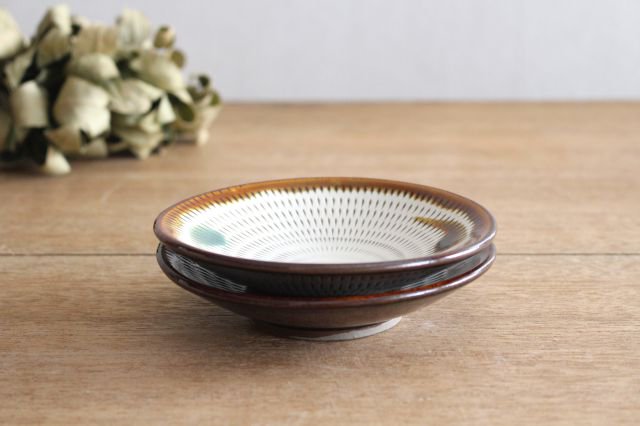 Small Round Plate Tobikanna Brown and Green 12cm/4.7in | Koishiwara Ware