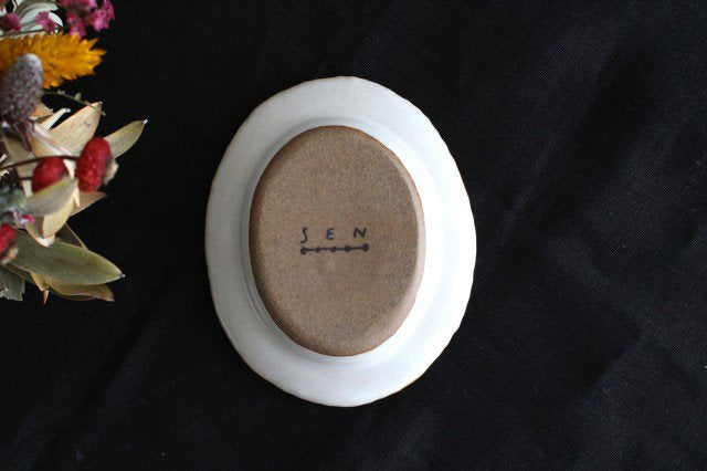 sen Frame Oval Small Plate Small | Hasami Ware