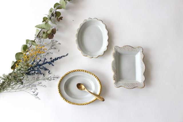 sen Frame Frill Small Plate Small | Hasami Ware