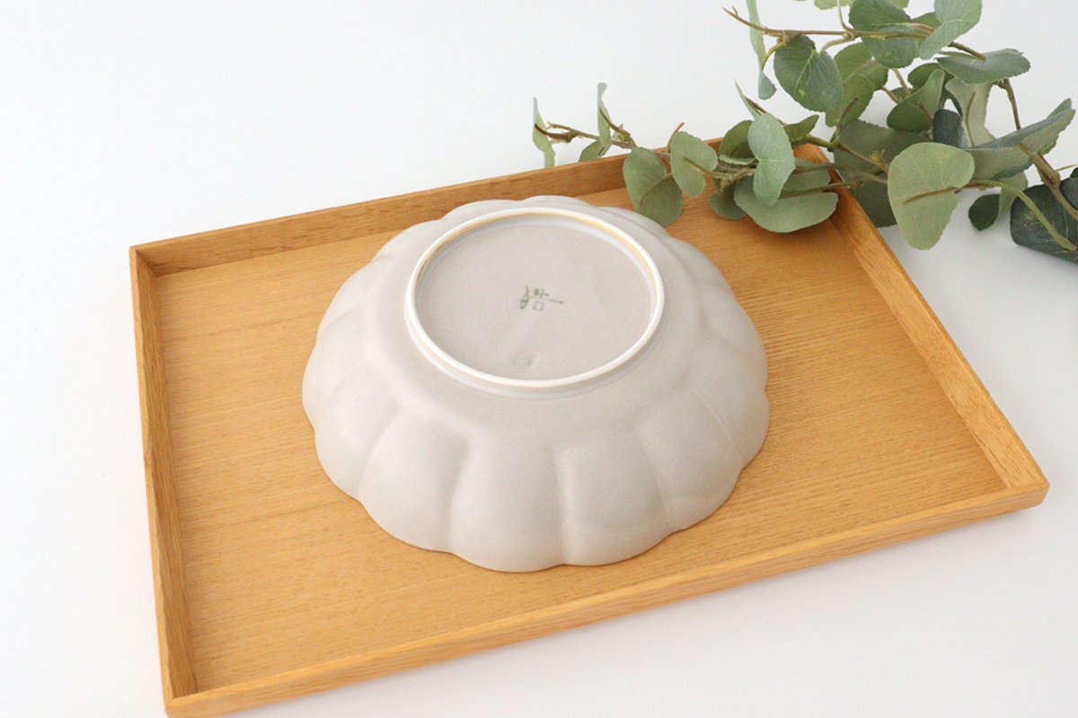 Koyo Kiln Chrysanthemum-shaped Flat Bowl Sherbet Gray 15cm/5.9in | Serving Bowl Arita Ware
