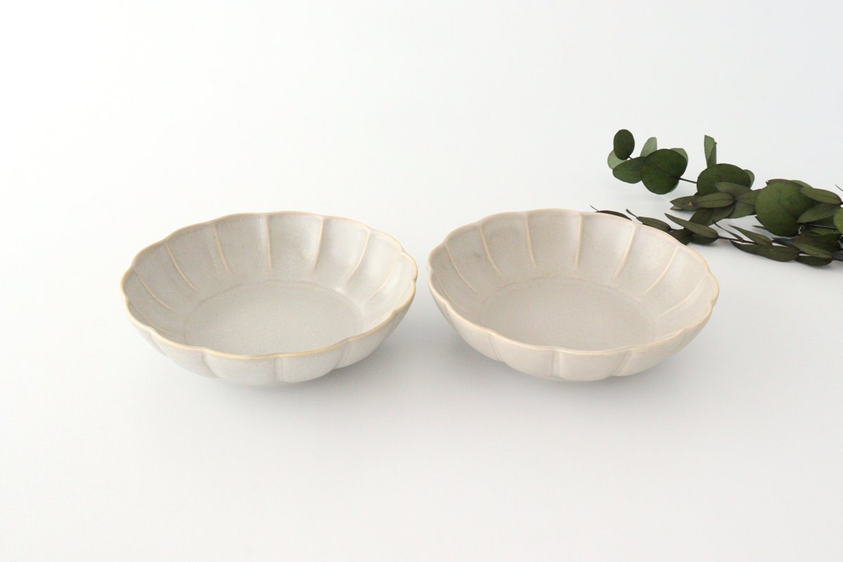 Koyo Kiln Chrysanthemum-shaped Small Bowl White | Kobachi Arita Ware
