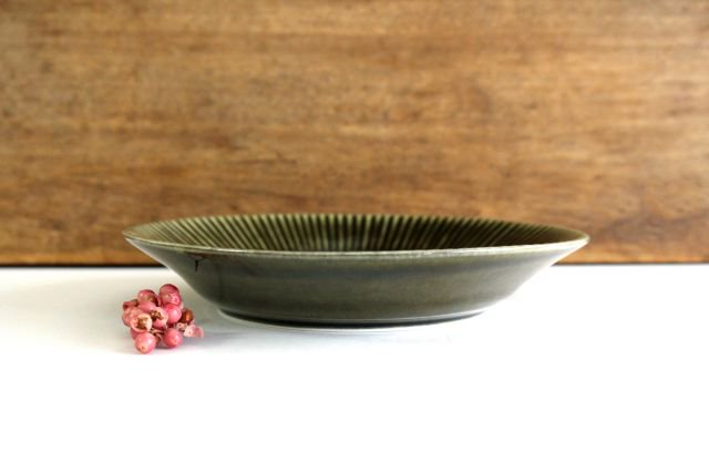 Koyo Kiln Round Deep Plate Shinogi Olive 16.5cm/6.5in | Arita Ware-Detail2