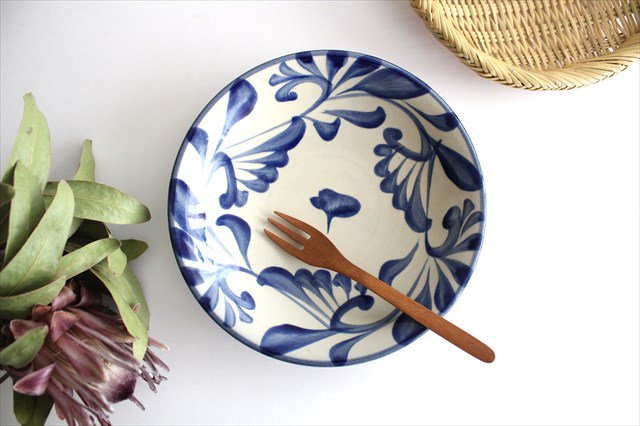 Toshin Kiln Round Plate Blue Arabesque 21cm/8.3in | Tsuboya Ware  Yachimun-TOP