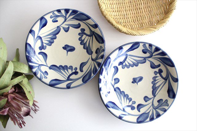 Toshin Kiln Round Plate Blue Arabesque 21cm/8.3in | Tsuboya Ware  Yachimun-Detail7