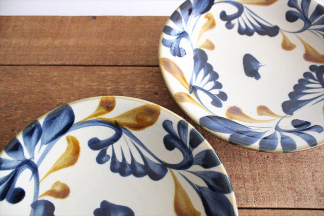 Toshin Kiln Round Plate Blue&Brown Arabesque 21cm/8.3in | Tsuboya Ware  Yachimun-Detail5