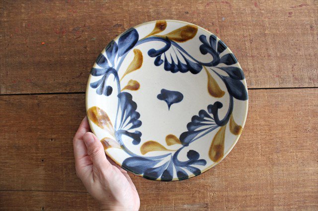 Toshin Kiln Round Plate Blue&Brown Arabesque 21cm/8.3in | Tsuboya Ware  Yachimun-Detail6