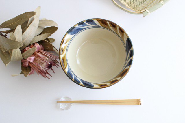 Toshin Kiln Ramen Bowl Deigo Arabesque  | Tsuboya Ware Yachimun-Detail9