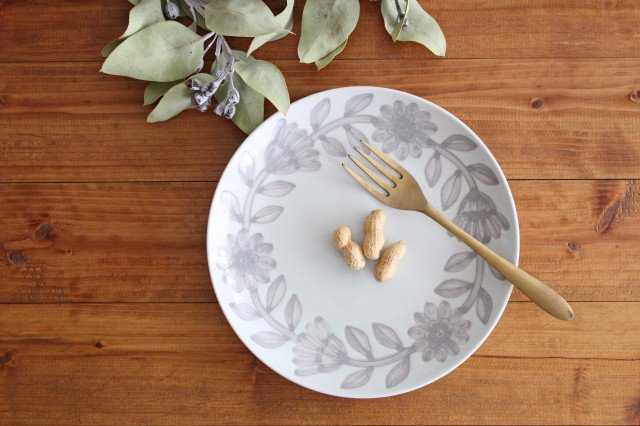 Round Plate Daisy Gray 22㎝/8.6in | Hasami Ware