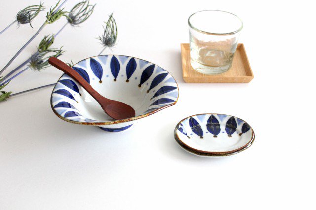 Deformed Bowl Petal M | Serving Bowl Hasami Ware