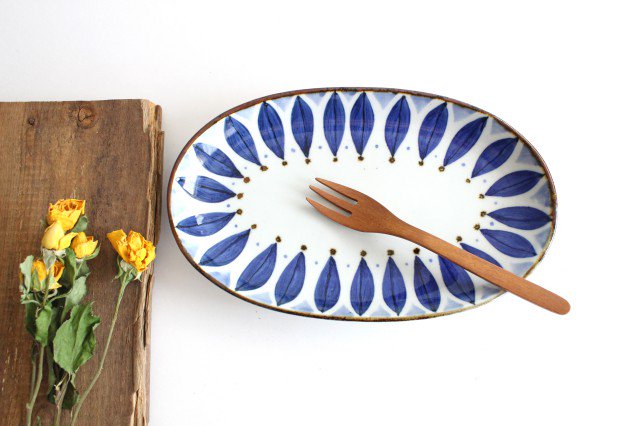 Oval Plate Petal | Hasami Ware