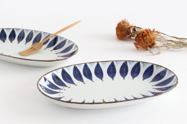 Oval Plate Petal | Hasami Ware
