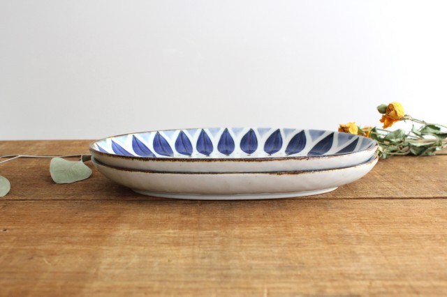 Oval Plate Petal | Hasami Ware