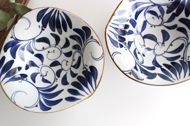 Deformed Bowl Blue Arabesque M | Serving Bowl Hasami Ware