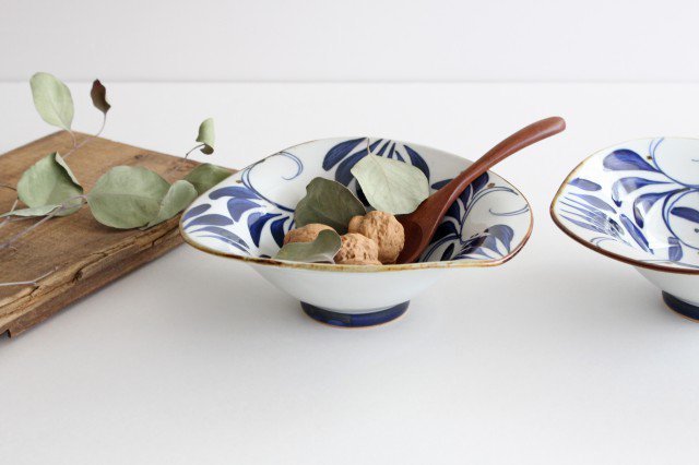 Deformed Bowl Blue Arabesque M | Serving Bowl Hasami Ware