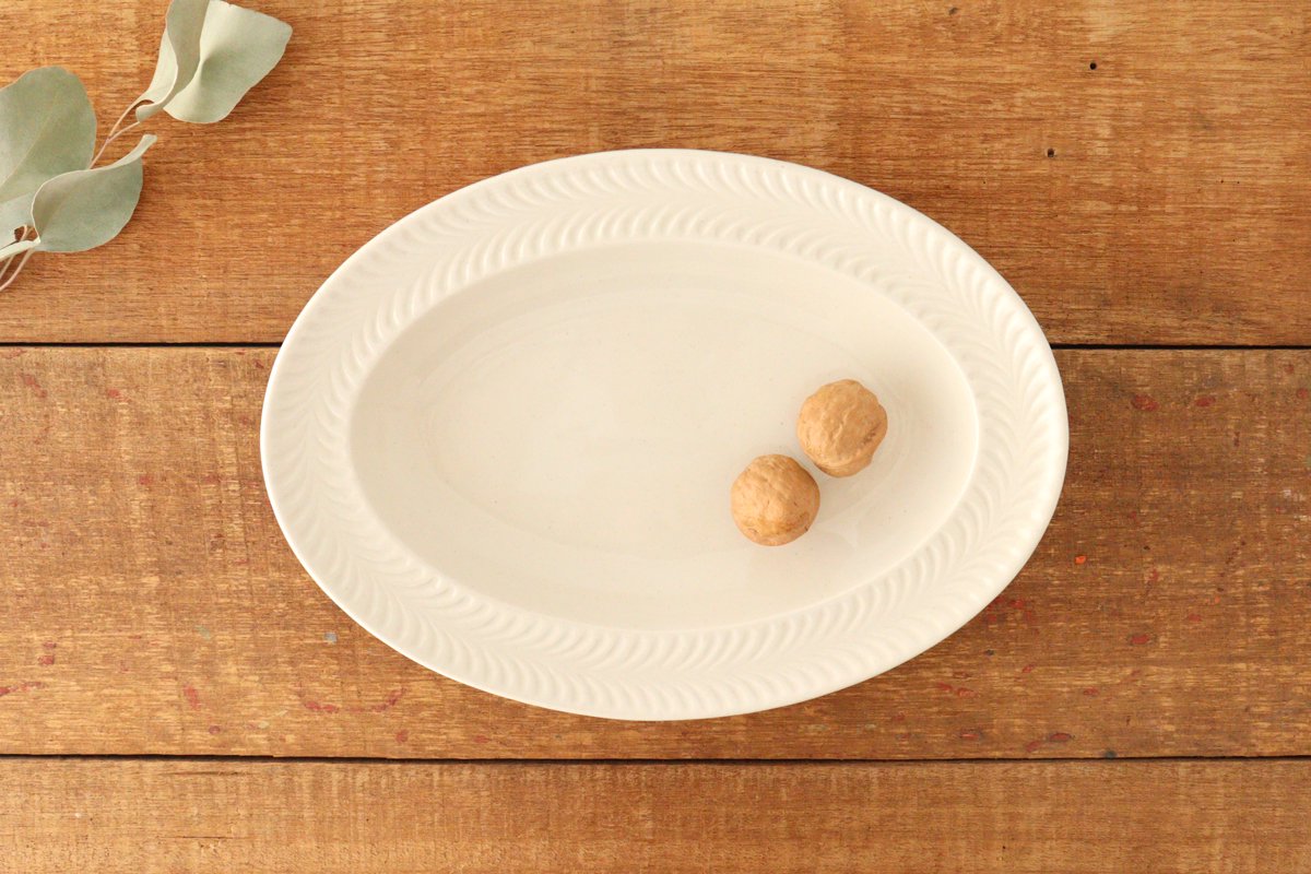 Oval Plate Rosemary Ivory | Hasami Ware