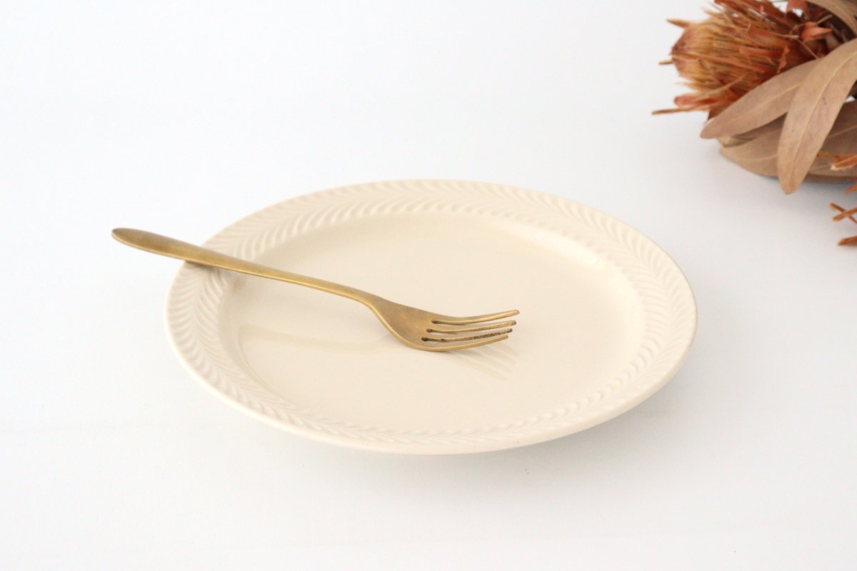 Round Plate Rosemary Ivory 24㎝/9.4in | Hasami Ware