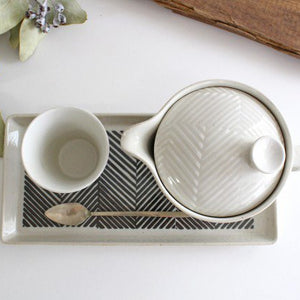 ORIME Japanese Teapot Herringbone White Large | Kyusu Hasami Ware-Detail11