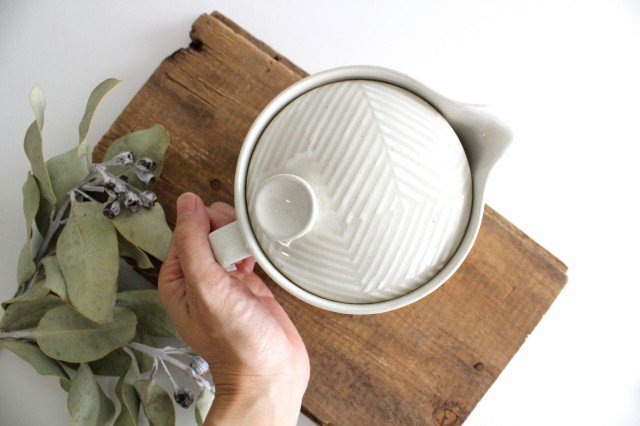 ORIME Japanese Teapot Herringbone White Large | Kyusu Hasami Ware-Detail4